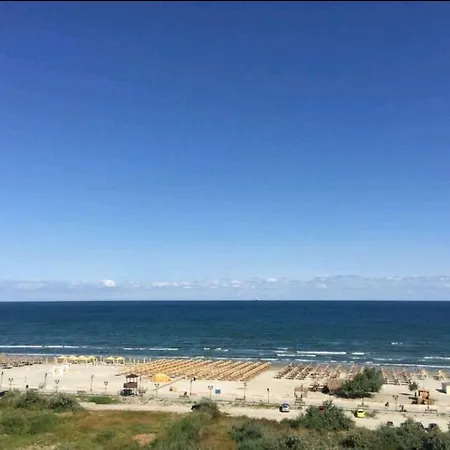 Sea Shore Mamaia Nord-navodari